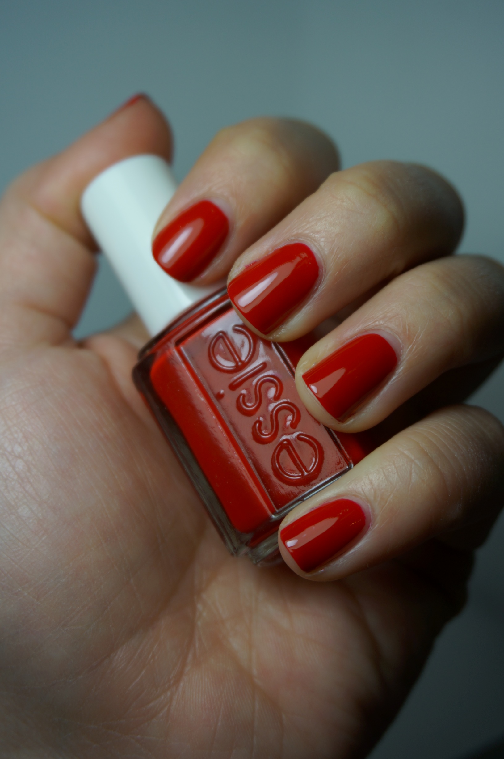 Essie really red