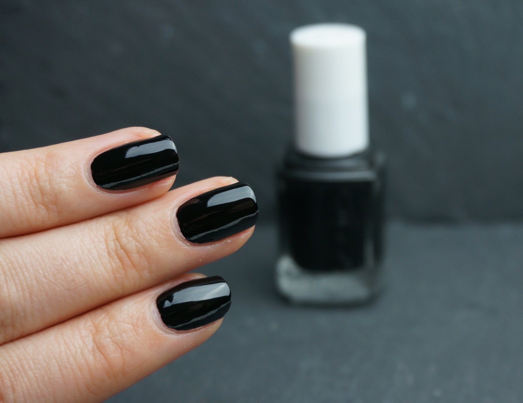 Essie licorice