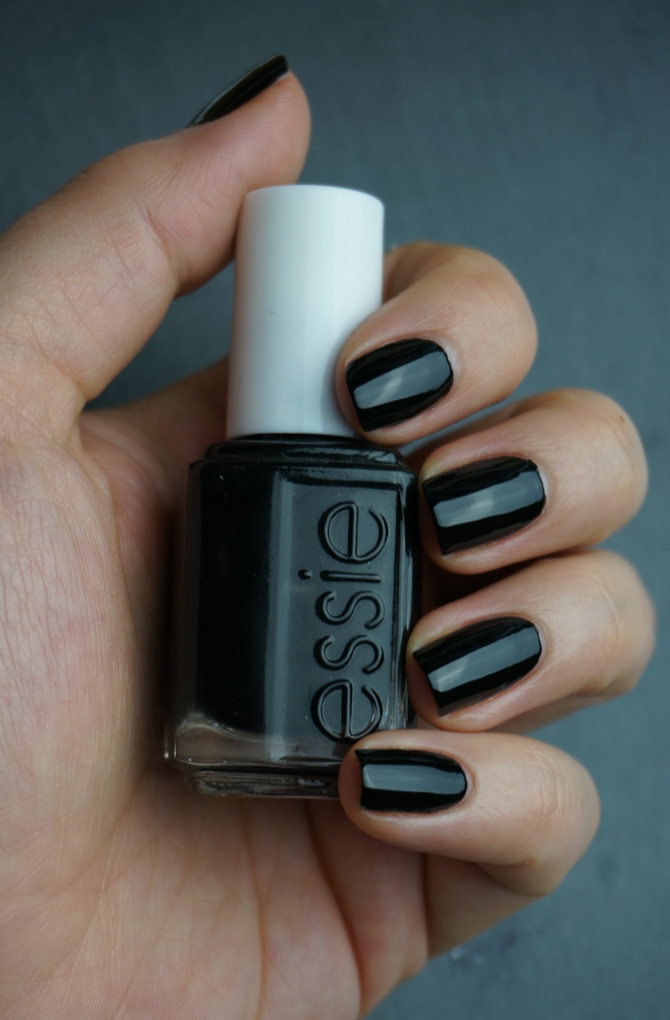 Essie licorice