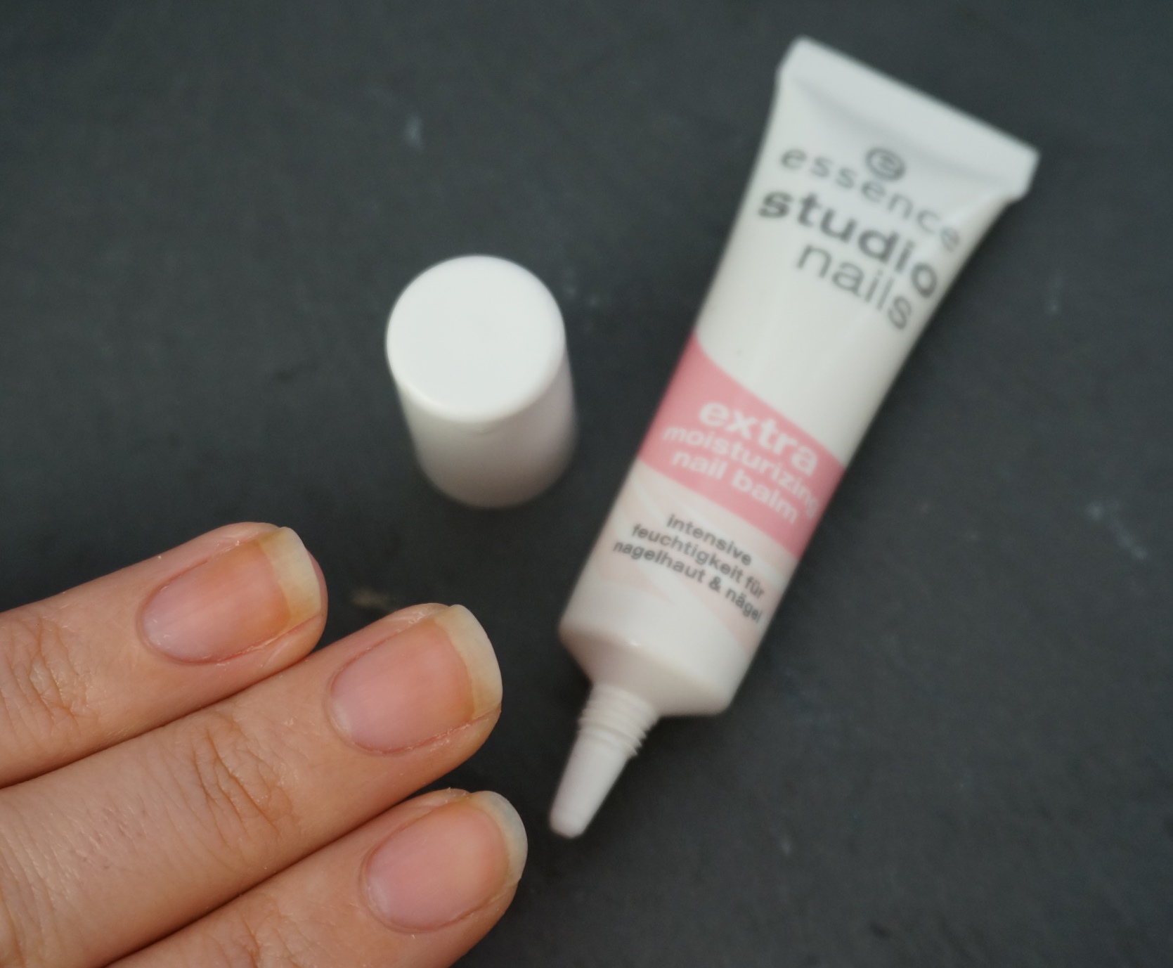 Nagelpflege essence