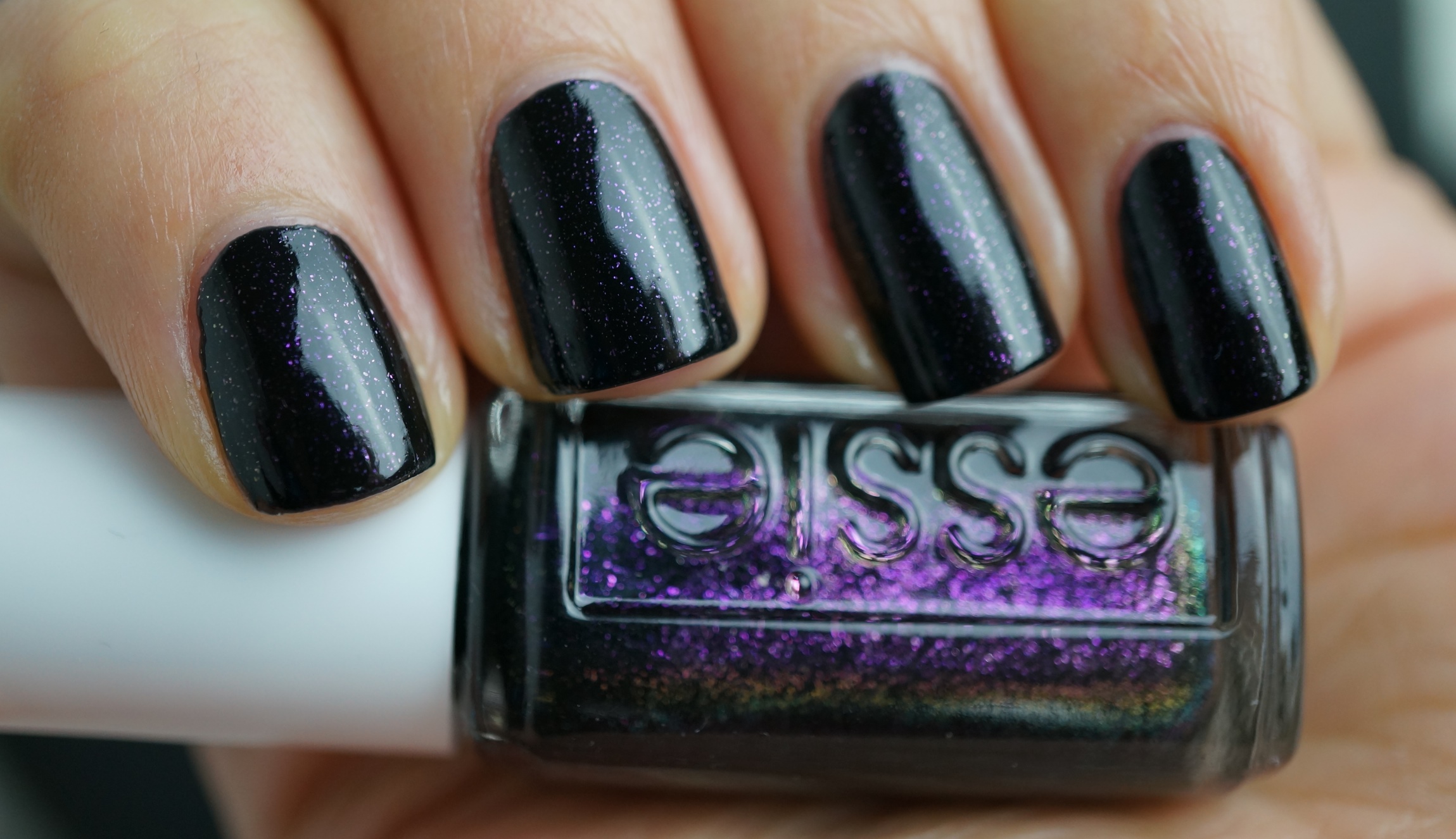 essie haute tub