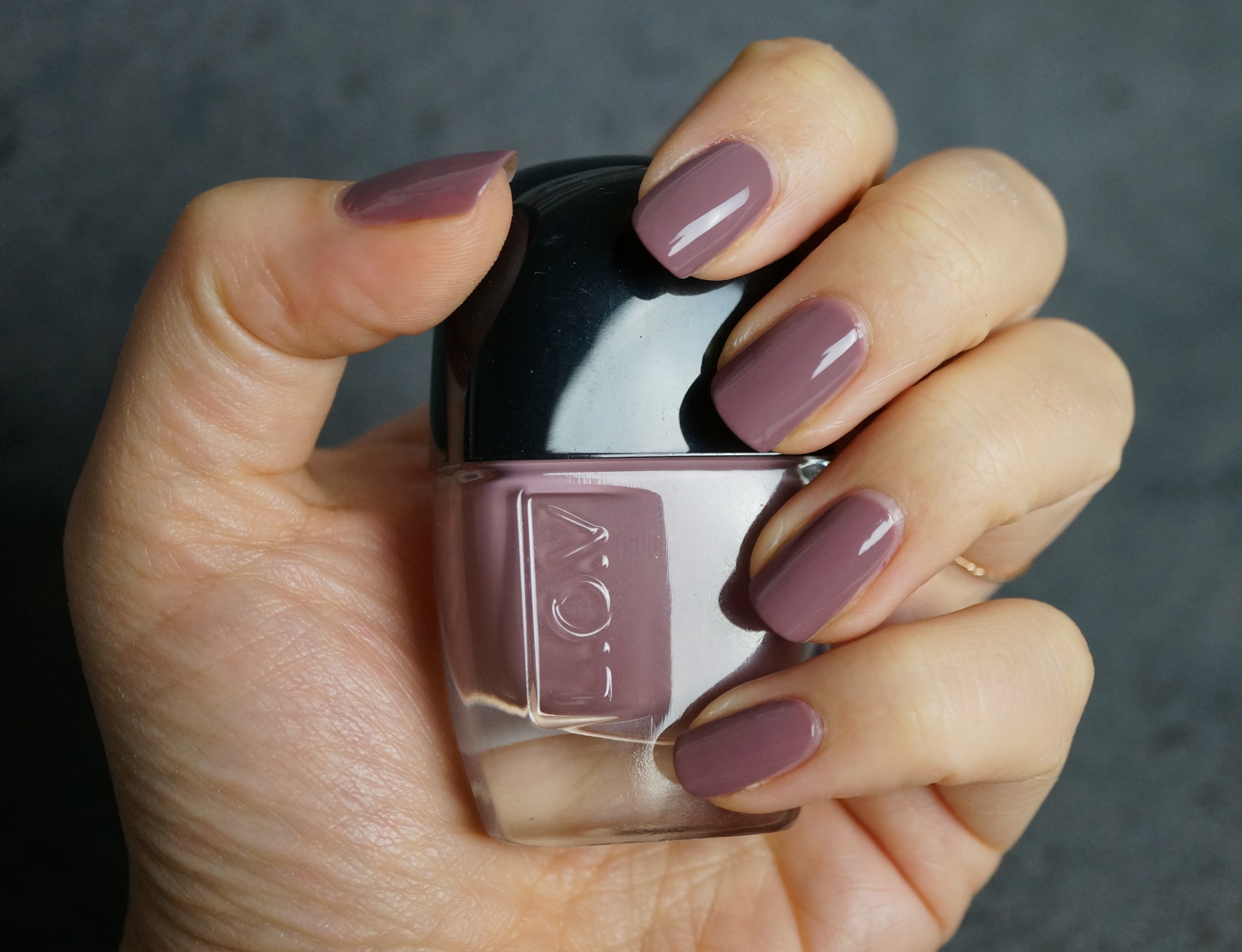 l.o.v mauve majesty